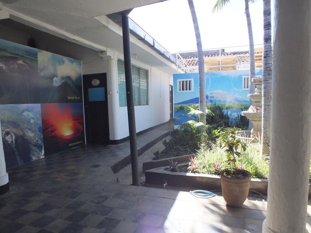 Volcano Hostel León Extérieur photo