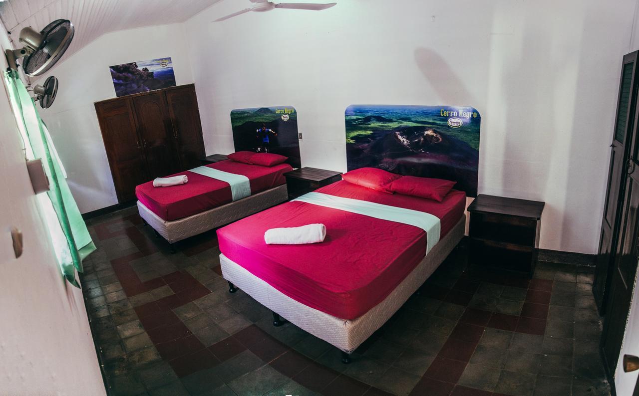 Volcano Hostel León Extérieur photo